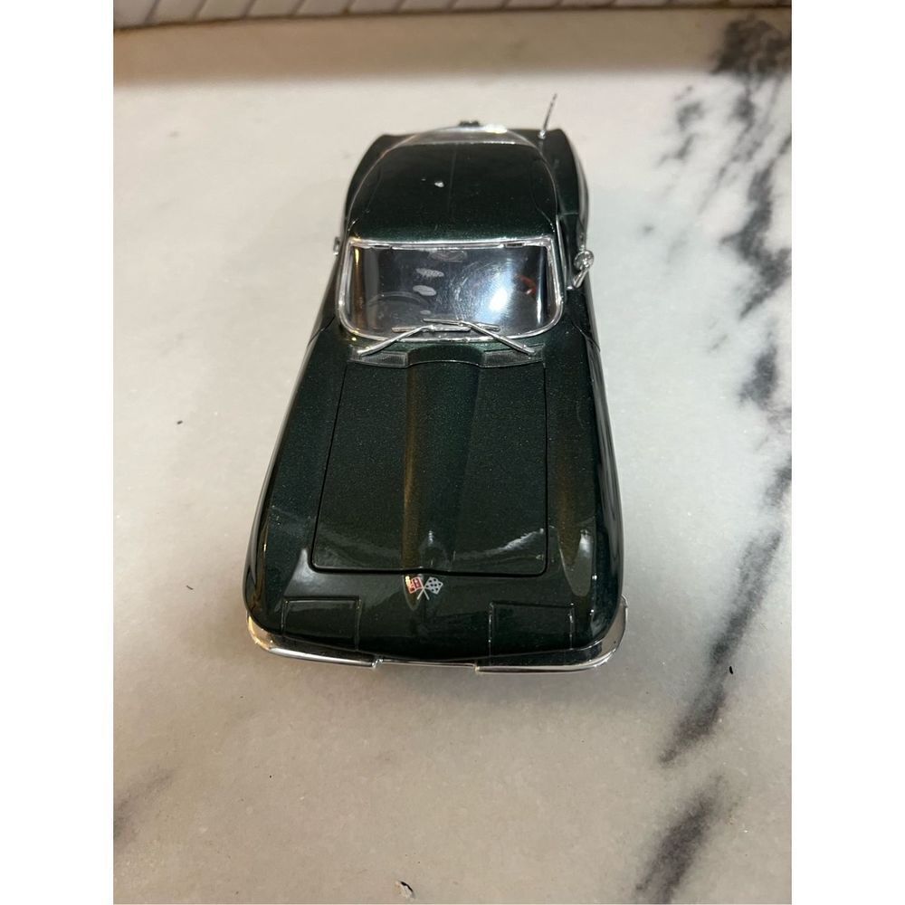 Maisto, Special Edition,  1965 Corvette Fasrback, 1/ 18 Scale - Picture 2 of 11